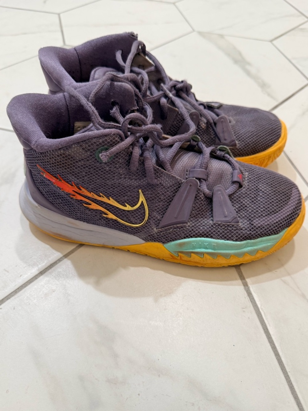Nike Kyrie 7 "Daybreak 4Y